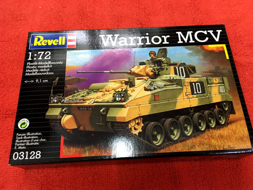 Revell 03128 warrior mcv - revell,