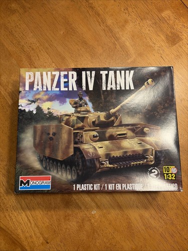 Revell monogram panzer iv - monogram, 1/35
