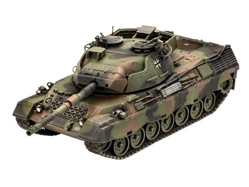 Revell 03320 carro - , armato